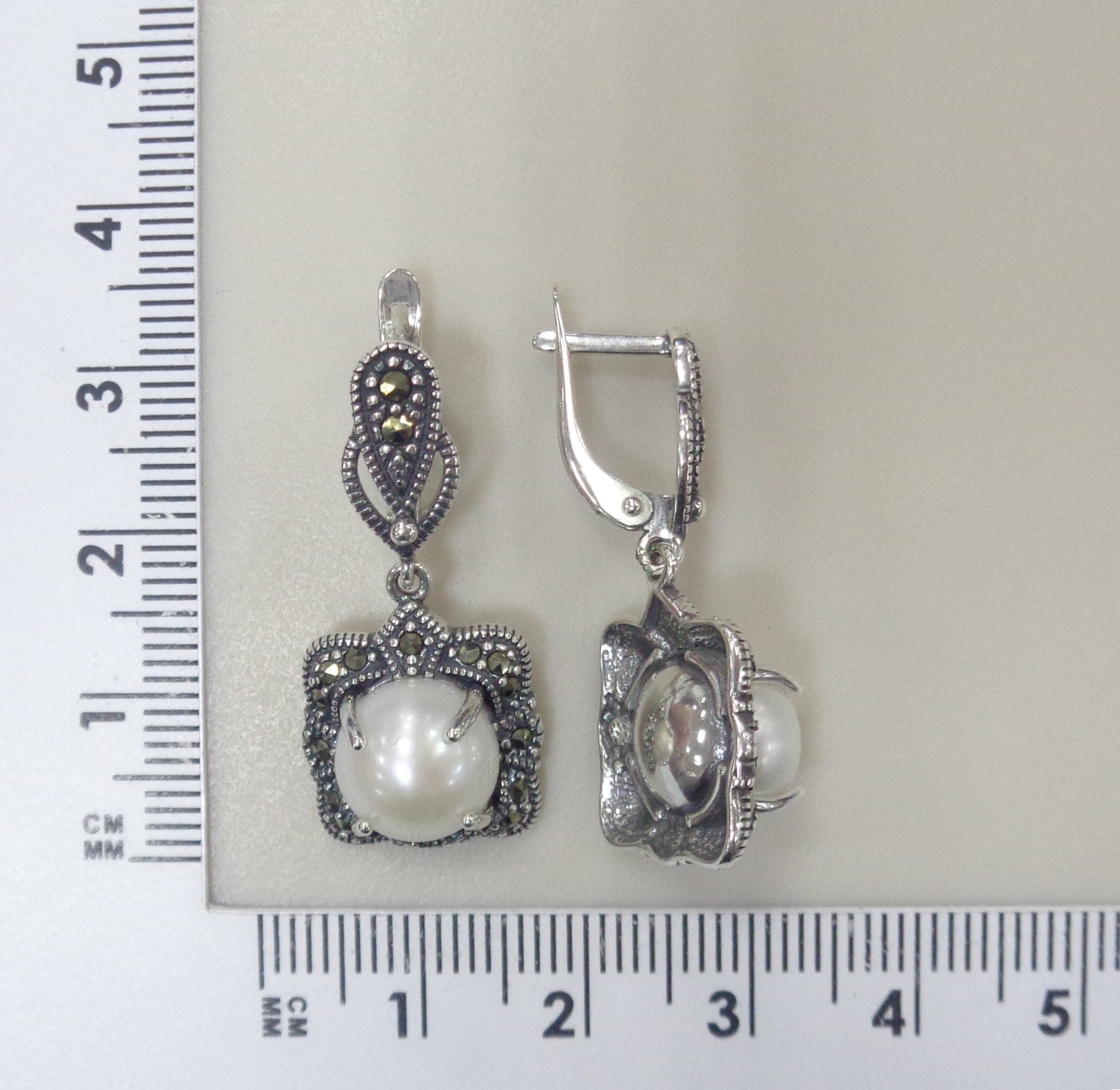 Серебряные серьги с жемчугом